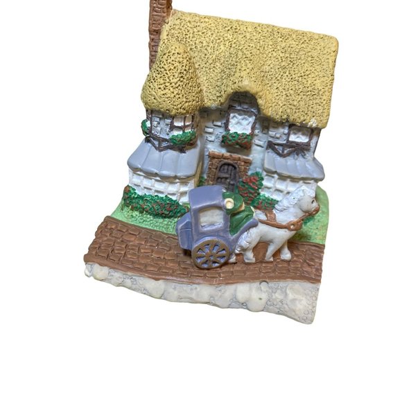 Avon 1994 Sunny Cottage Lane: Manor House Figure Decoration - Picture 1 of 12